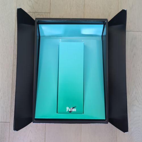 Box content