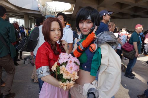 Final Fantasy VII cosplayers: Aerith and Yuffie