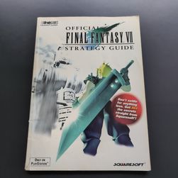 Couverture avant du livre avec Cloud et le logo de Final Fantasy VII.