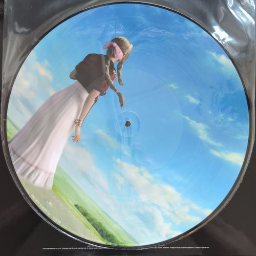 Vinyl Aerith side