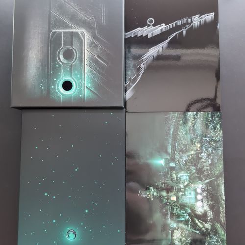 Content of the album box